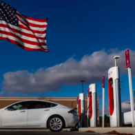 Doanh số xe điện Bắc Mỹ giảm dù thế giới tăng trưởng 21%