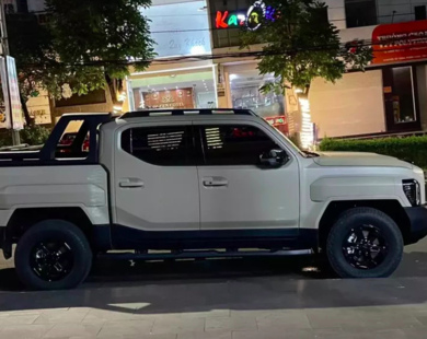 Xe bán tải đầu tiên của Kia bất ngờ xuất hiện tại Việt Nam