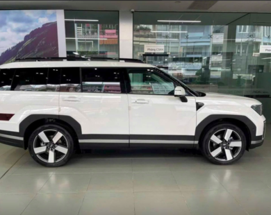 Hyundai Santa Fe giảm sâu cuối năm, xe VIN 2024 ưu đãi hơn 200 triệu đồng