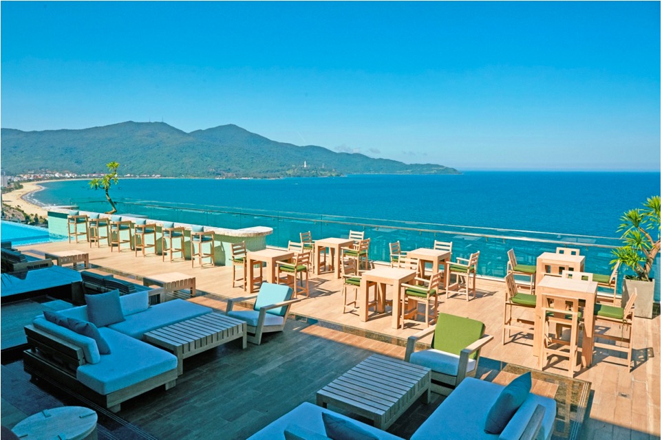 Trải nghiệm chất La-tinh quyến rũ tại Ciela Skybar and Dining thuộc voco Ma Belle Danang, an IHG Hotel